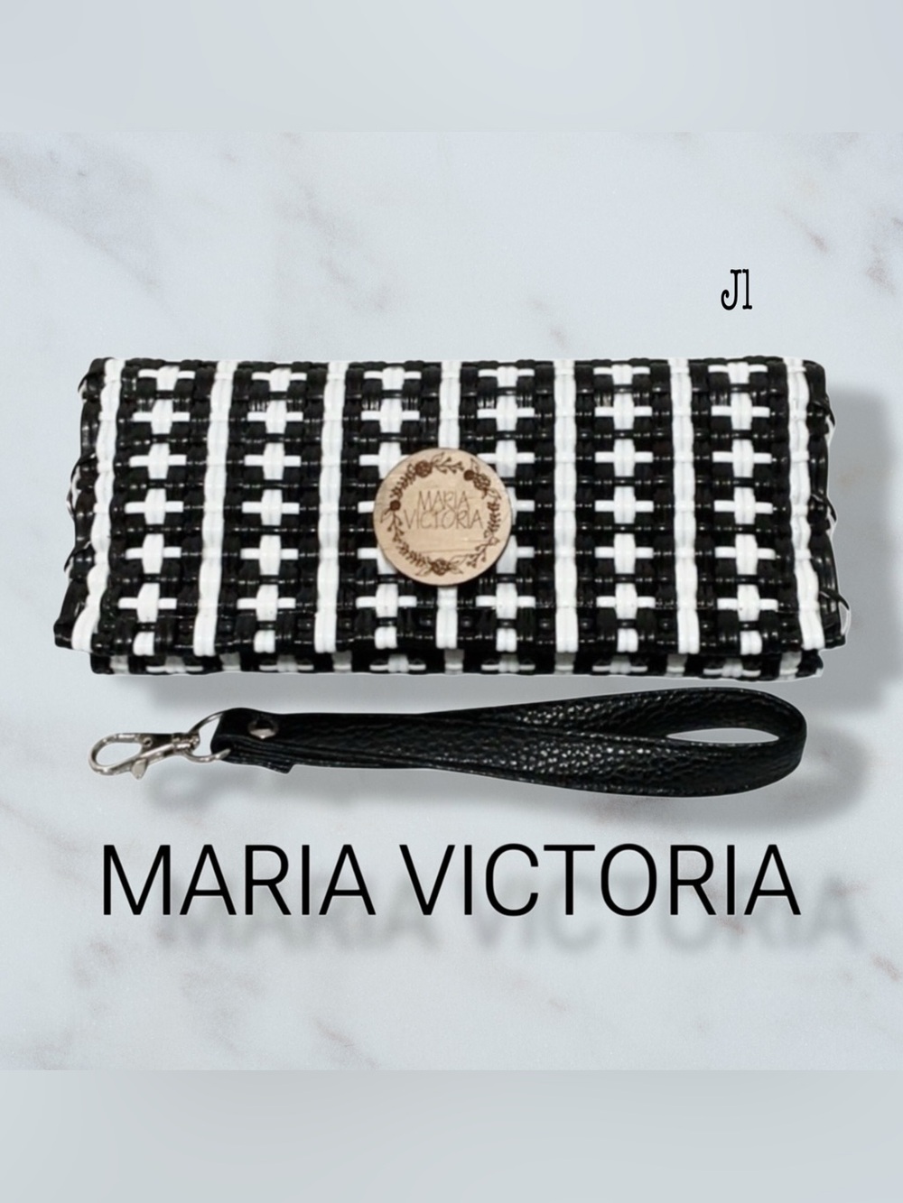 MARIA VICTORIA Woven Wristlet Clutch